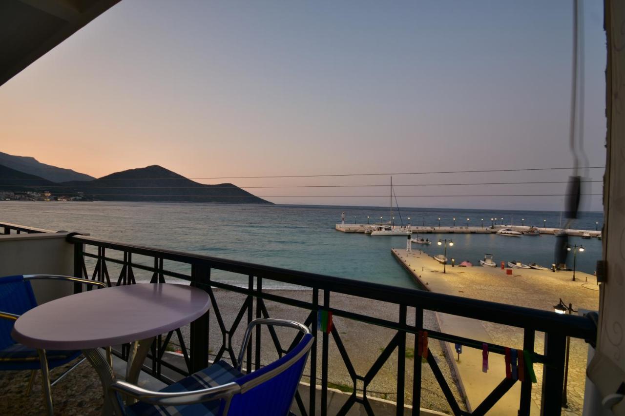 Hotel Blue Sea Tiros Bagian luar foto